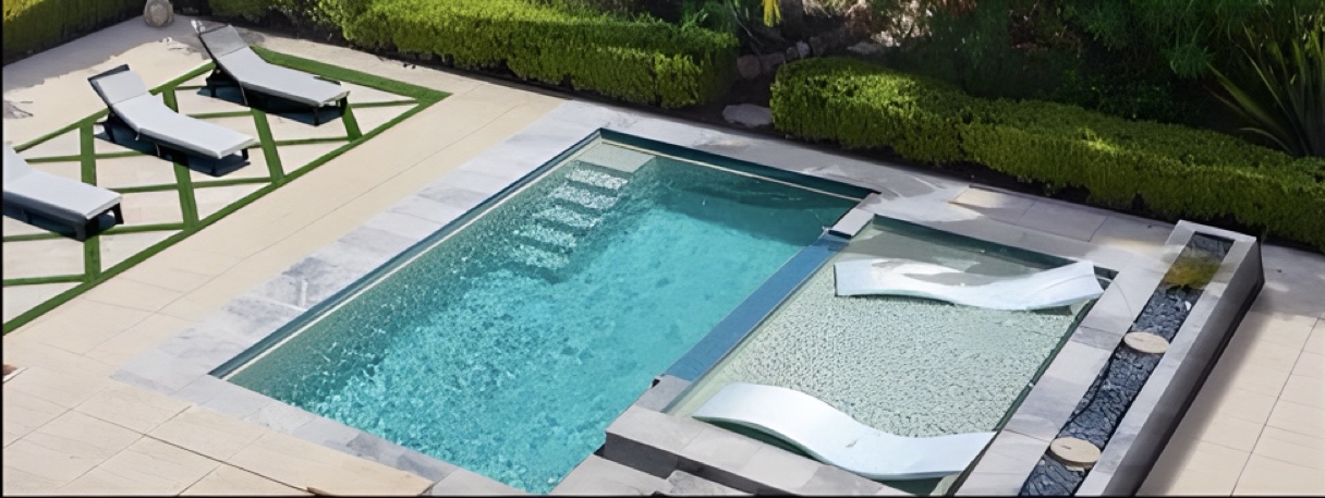 The Chic fiberglass pool